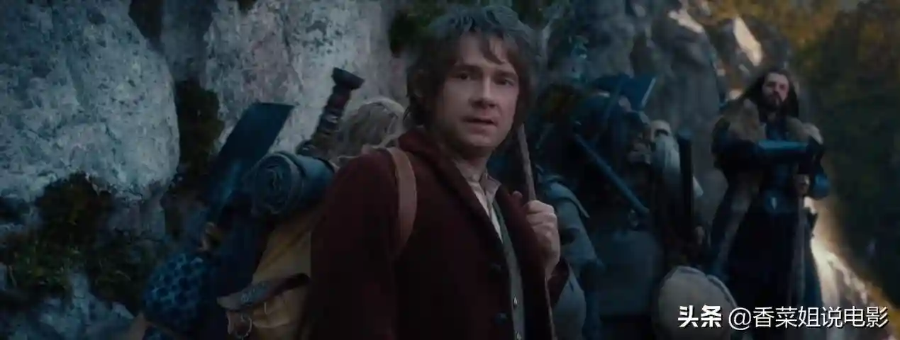 你知道《霍比特人》里精灵女王凯兰崔尔和甘道夫什么关系吗？