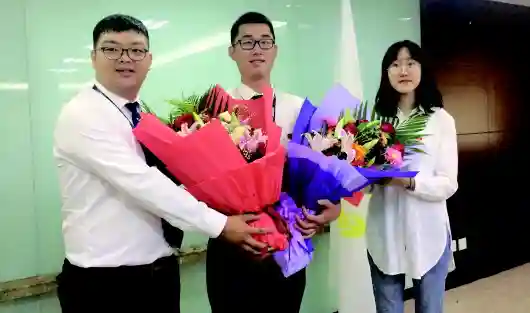 捐髓救人 95后热血英雄昨赴济南救助同龄人